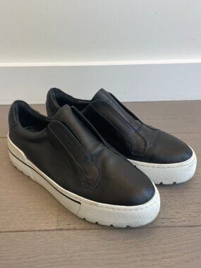J/Slides NYC Noel Black Leather Platform Slip-On Sneakers Chunky White Sole 6.5